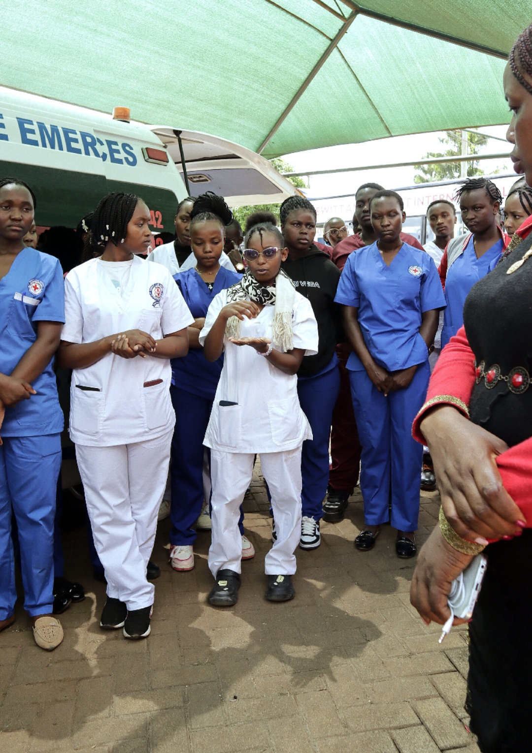 Diploma In Emergency Medical Technician ( EMT)